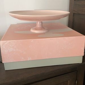 Rosanna decor bon bon large rimmed pedestal in strawberry cream